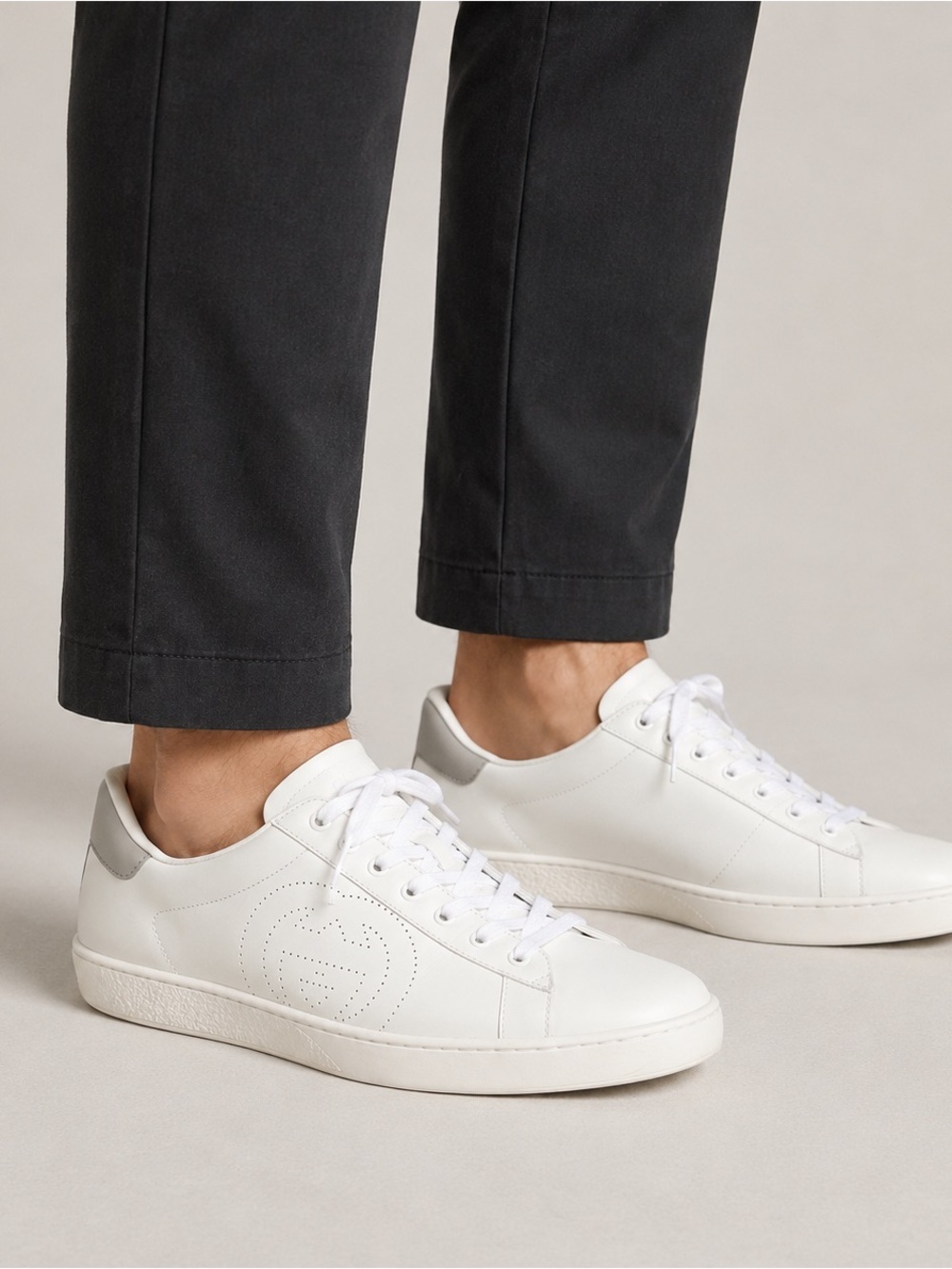 Gucci Men’s Ace Interlocking G White Leather Sneakers 10 / US 10.5